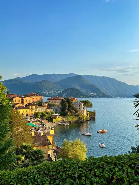 🇮🇹 Varenna: Your Perfect Lake Como Escape - Chill & Beautiful! 😍