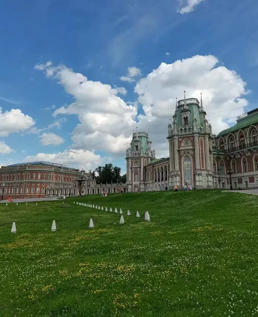 Trip to The Tsaritsino Mano