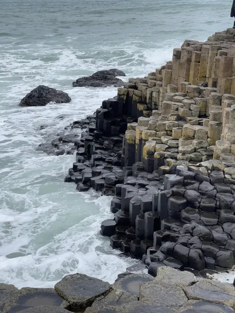 Giant's Causeway | A Geological Marvel 🌊🏔️