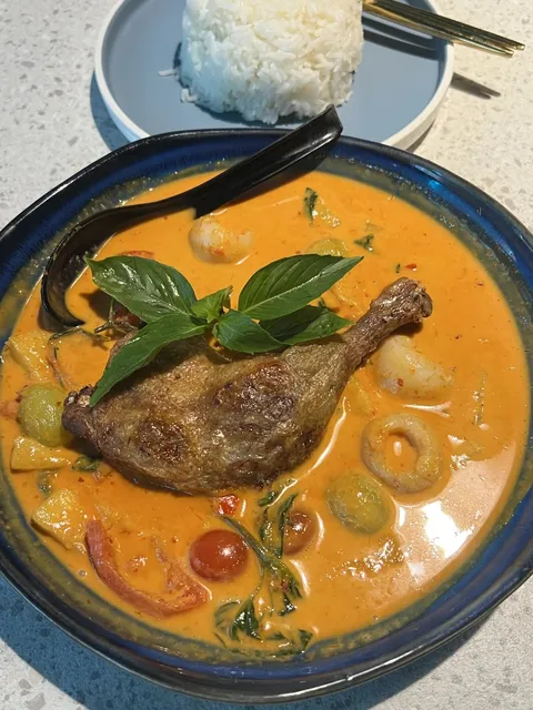 Richmond Hill Thai cuisine --Isaan Der - Thai Kitchen & Bar