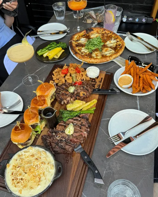 4.8-Rated Italian Bar with Miami Vibes!