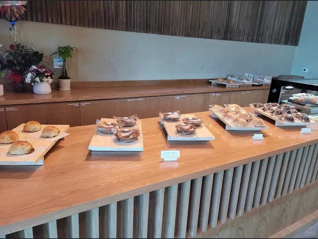 New Bakery in Vegas — $16 White Toast 🍞