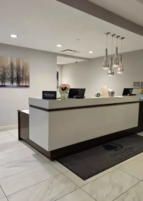 🏨 DoubleTree by Hilton Hotel Pittsburgh Airport