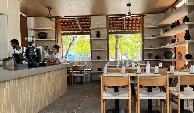 Maldives 🇲🇻 Hulhumale Food Find