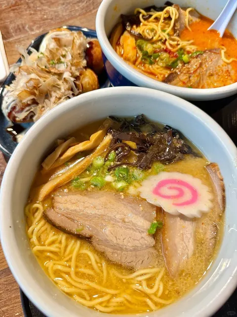 🇨🇦 Vancouver | Santouka Ramen - A 2000+ Review Worthy Bowl! 🍜✨