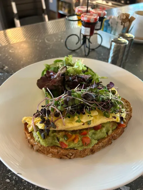 Absolutely Touching & Unforgettable! 🌟🍸