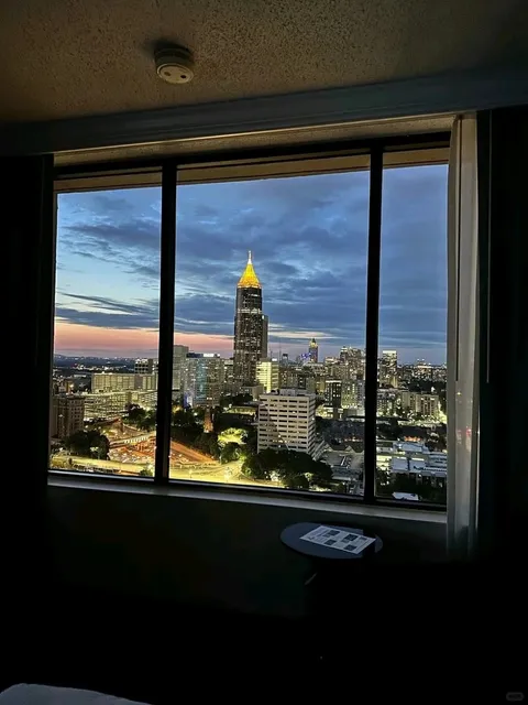 Atlanta Hotel MUST-STAY! Unbeatable Value! 🏨✨