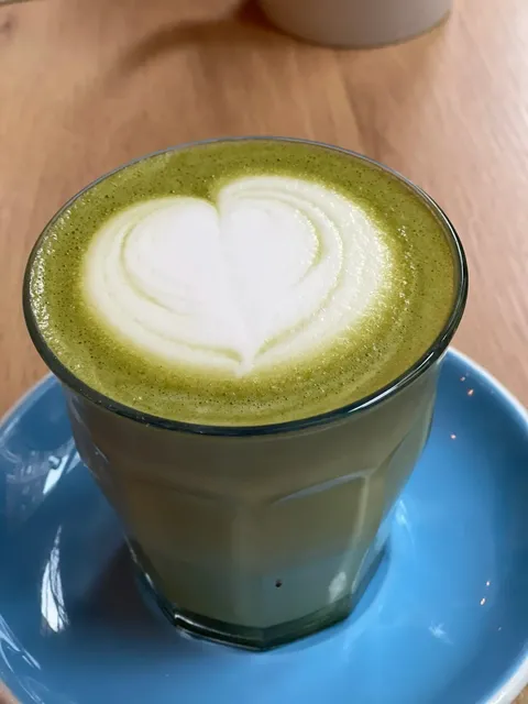 This Banana Cake is Why I Keep Coming Back for Brunch! 🍌😍