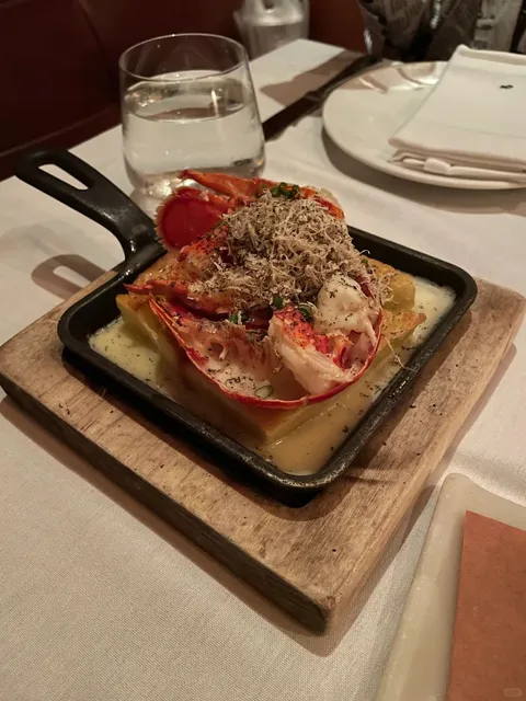 New York Must-Visit Steakhouse: Quality Meats 🍖