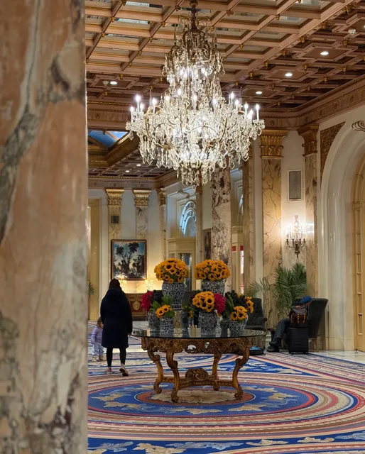 Boston Food Hunt | A Drink at the Pinnacle of Boston's Aesthetic 🌆