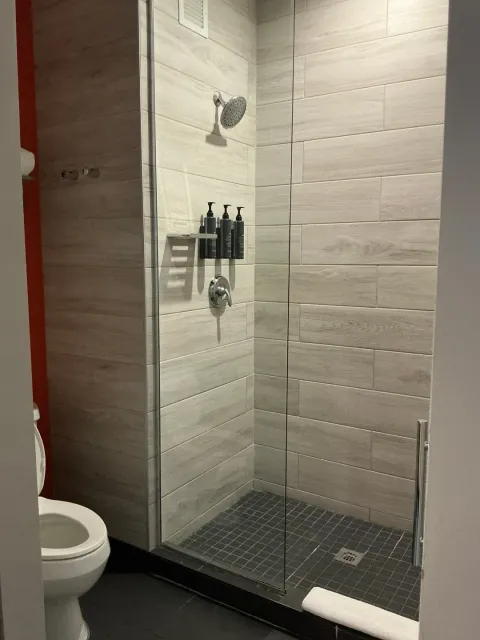 Miami Airport Hotel – A Quick & Comfortable Stay! 🛫