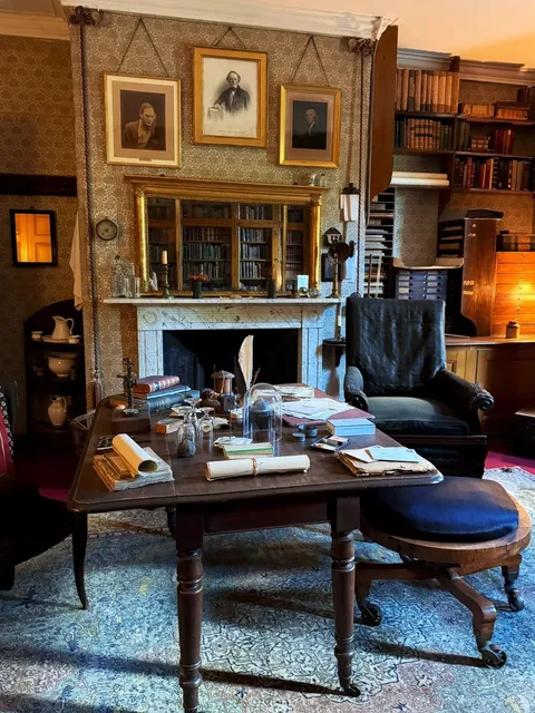 🇬🇧 Darwin's Historic Home