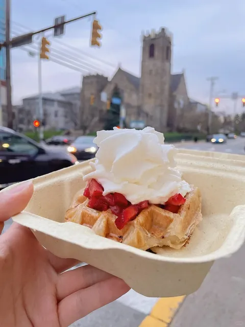 Pittsburgh friends are in for a treat: Waffallonia