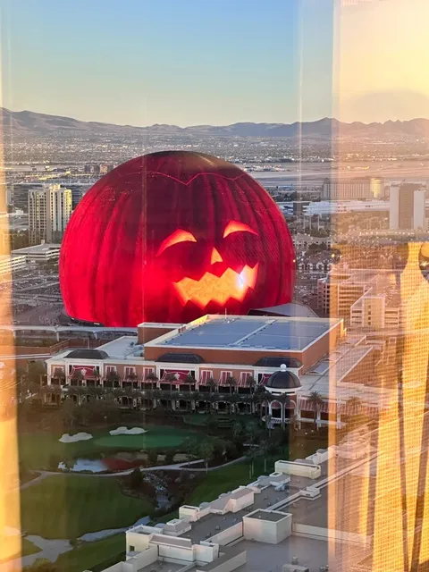 No Need for a Guide When Going to Las Vegas