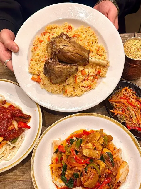 Who says Chinatown only has beef ribs and oily noodles?