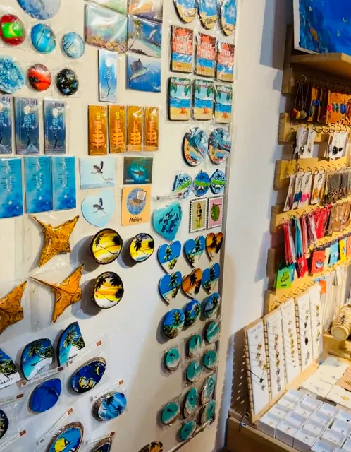 Male Airport Souvenir Shopping Guide 🥳｜50% Cheaper Than Resort Island