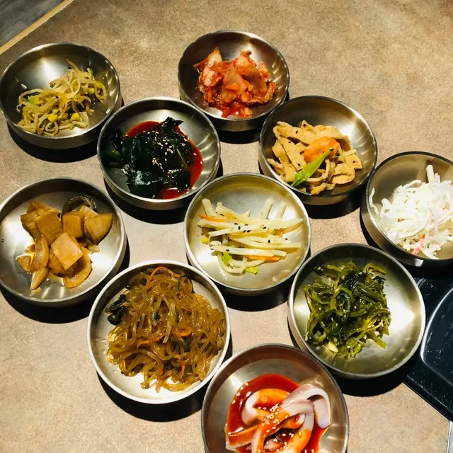 🇨🇦 Victoria Food Diary #26｜Sura Korean Restaurant