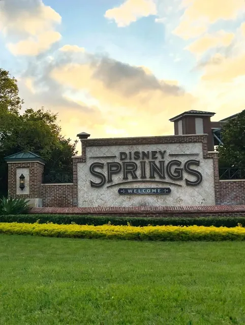 USA – 9-Day Ultimate Theme Park & Adventure Guide 