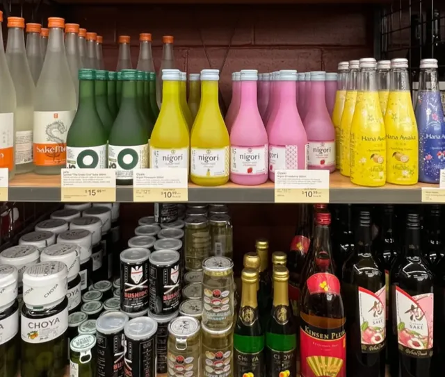 Boston's Supercool Supermarket 🛍️ 