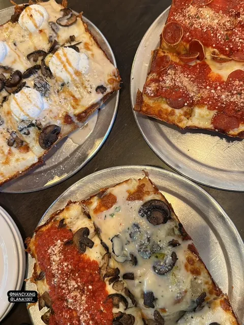 Pittsburgh's Cheese-Pulling Pizza: Iron Born Pizza & Pasta