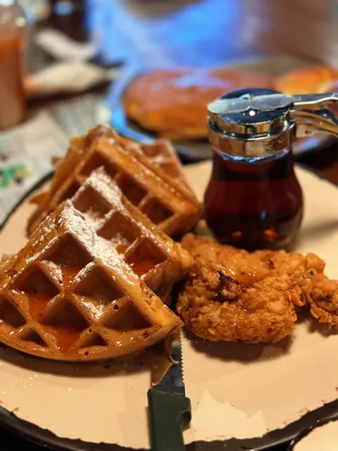 Atl Weekend Brunch - Egg Harbor Cafe ☕️🍳