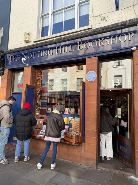 🇬🇧 Notting Hill: The Cinematic Heart of West London 🌈