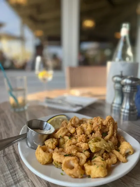 You Have to Try This Waterfront Restaurant with Sunset Views‼️