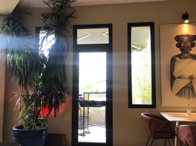 ☕️【Antananarivo's Best Café】Bread Mafan'