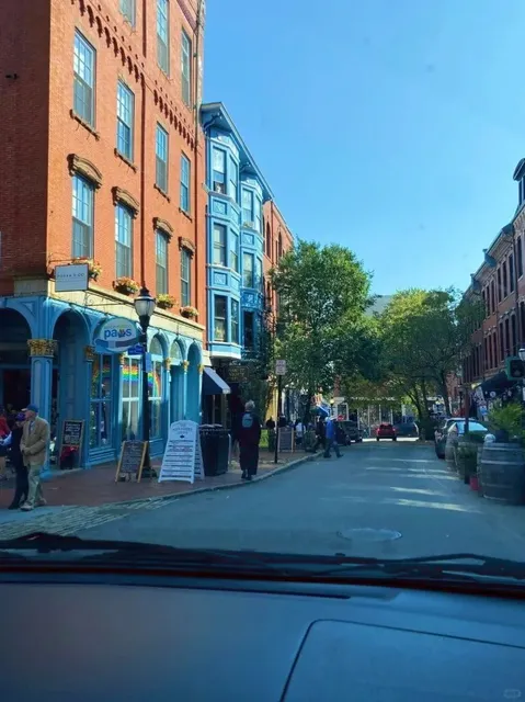 Around Boston · 1-Day Guide to Eating, Drinking & Exploring Portland