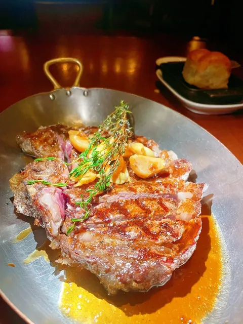  Disappointing Experience at a Celebrity Chef Steakhouse ❌