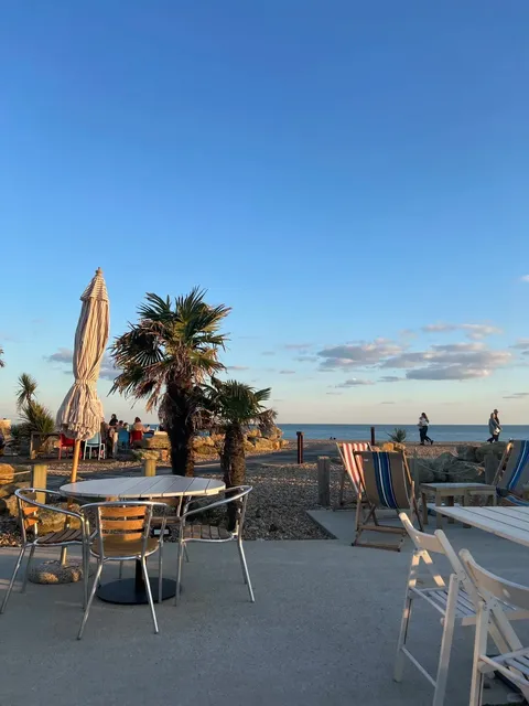 🌊 Stunning Seaside Escape from London: Folkestone (Just 1 Hour Away!)