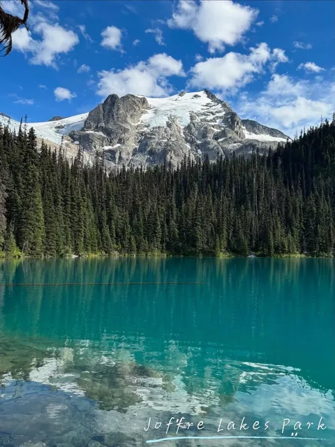 🇨🇦 Joffre Lakes | The Ultimate 3-Lake Hike Guide 💙  