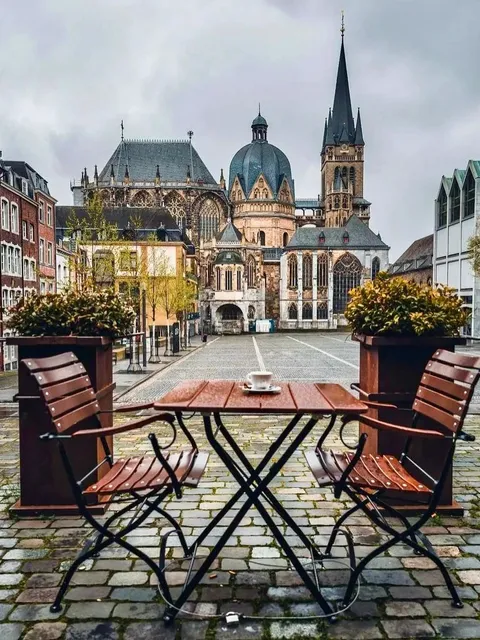 🇩🇪 Aachen: The German Town You'll Love at First Sight