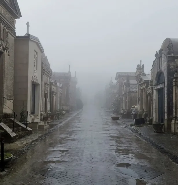 🌧️【Unplanned Detour】A Rainy Visit to Enna’s “City of the Dead” 💀🏘️