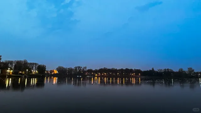Malta Lake: Poznań's Serene Oasis 🌊💙