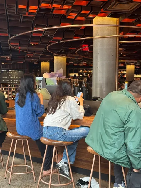 NYC Starbucks Reserve 🍓 