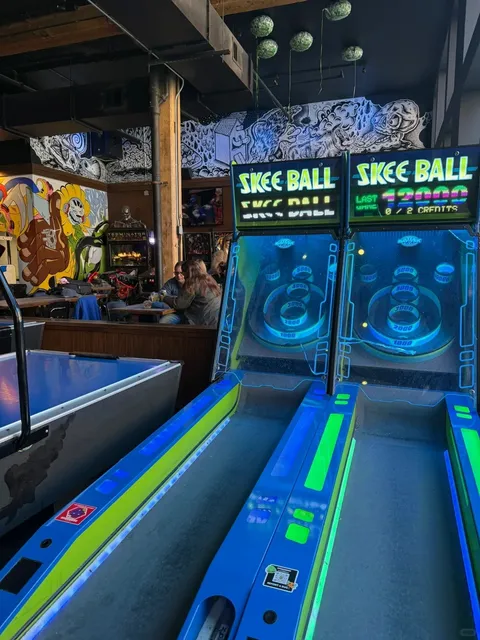 🎮 Stumbled Upon a Chicago Arcade Game Bar