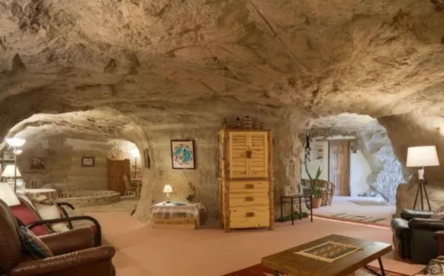 Moab: Utah’s Adventure Basecamp 🏜️🚣♀️