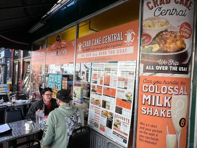 🦀 Food Adventure: Maryland's Best Crab Cake — A Crab Lover's Dream!