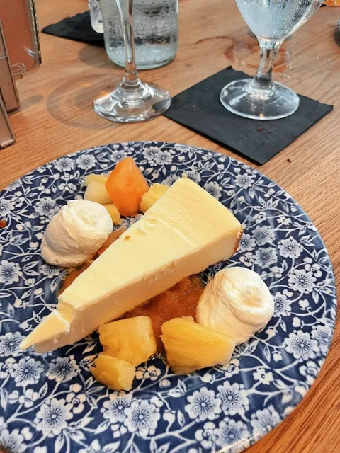 Atlanta | Delightful Brunch Spot with Southern Charm