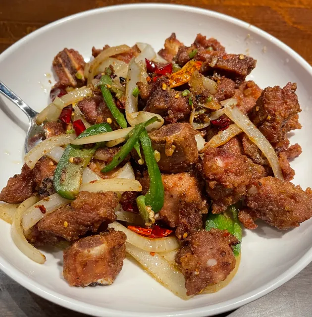 J2C Asian Bistro: Where Modern Flair Meets Timeless Asian Flavors! 