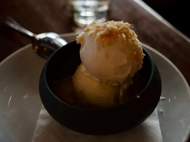 Chicago’s Longtime Icon 🍷 The Purple Pig