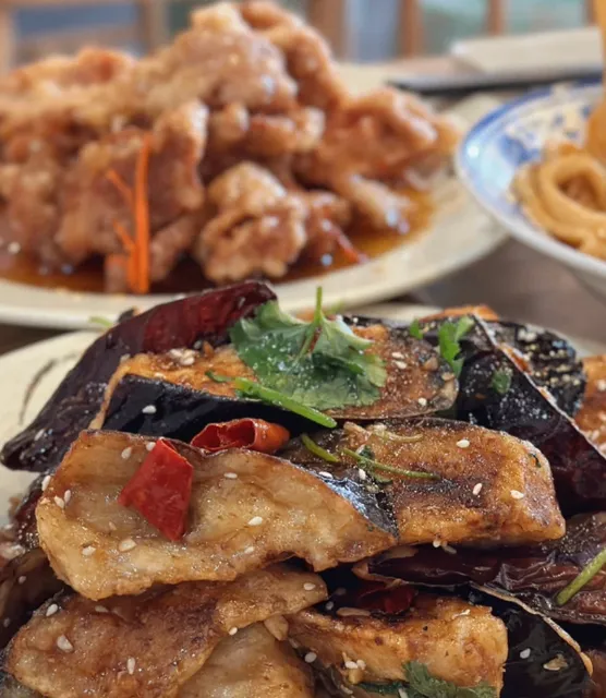 Vancouver Eats | Affordable & Delicious Carbs Heaven 😋