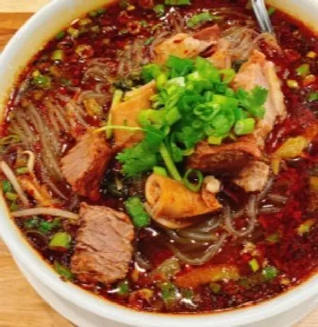 Yue Bai Wei - Pittsburgh's Fiery Sichuan Sanctuary! 🌶️🔥