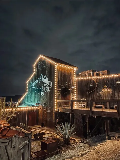  A Mining-Themed Restaurant on the Mountainside 🏔️⚒️