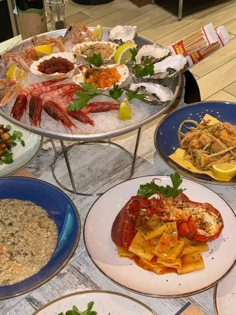 🦞 Milan's Incredible Value! Seafood + Ribs Delicious Duo 🥩