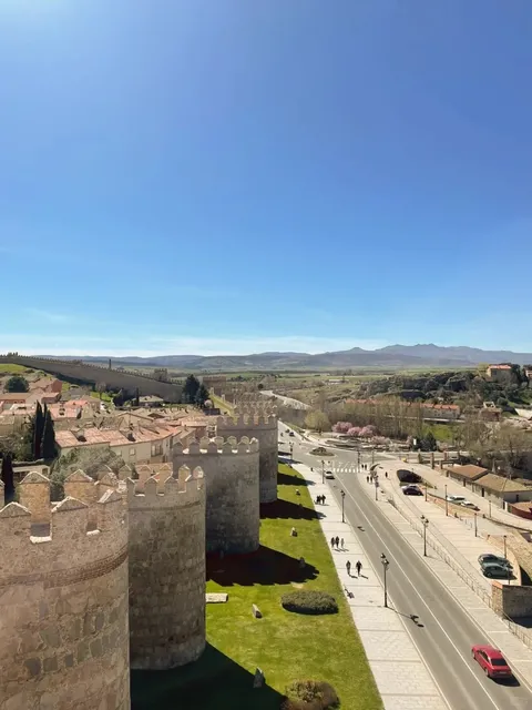 🚌 Escape from Madrid 1⃣️ | Ávila Weekend Trip (No Car Needed!)