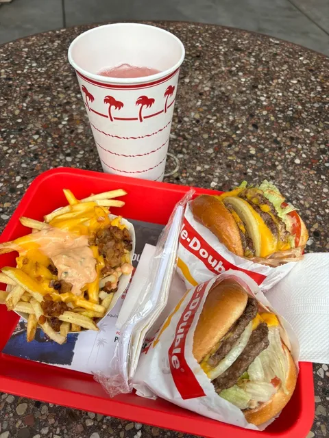 🚗 LA → Las Vegas Road Trip: Eat, Play, Snap & Gamble in 4 Hours! 🎰✨