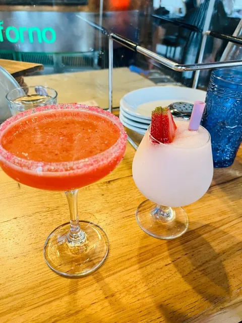 🍕 Forno Kitchen + Bar – American-Italian Eatery in Columbus!