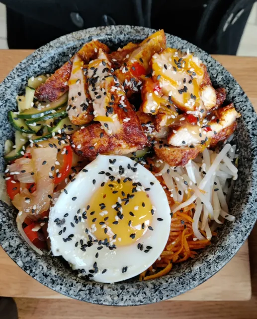 ​​🇫🇷 Lille | A Flavorful Korean Surprise Near the Train Station! 🚆
